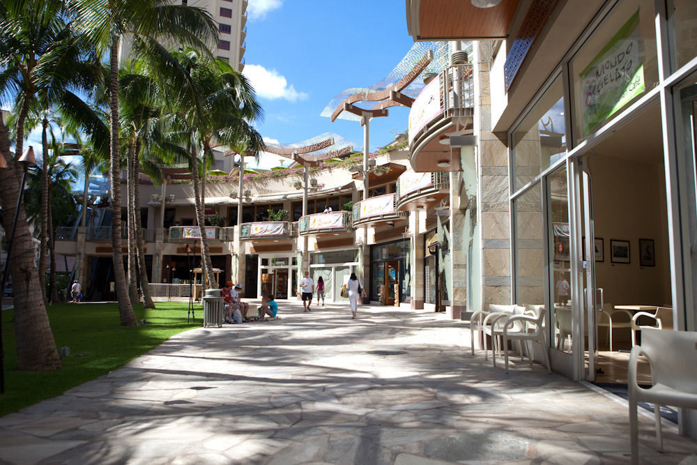 Embassy Suites By Hilton Waikiki Beach Walk Honolulu Exterior foto